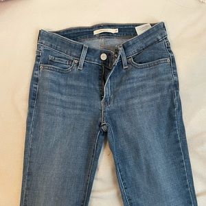 Levi bootcut jean
